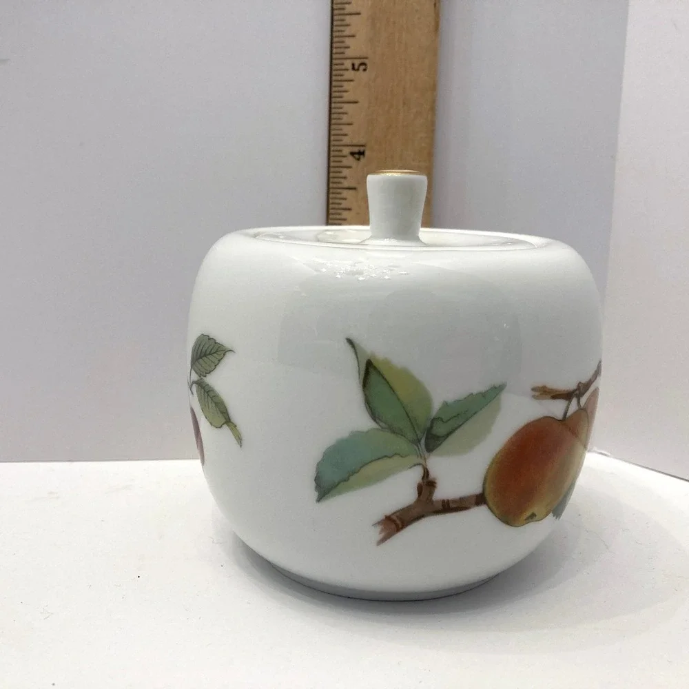 Royal Worcester Evesham Sugar Bowl with Lid Apple Shape Fruit Porcelain White